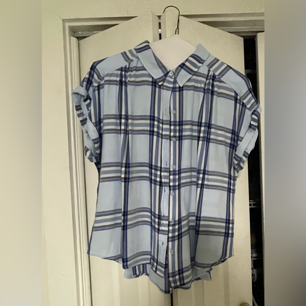 Button down blue plain blouse